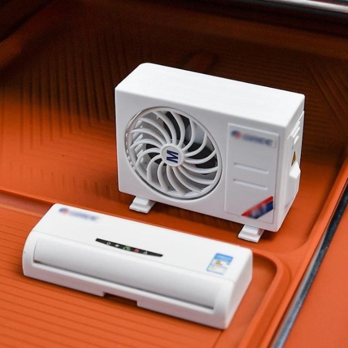 Mini Solar AC Car Aromatherapy Decor