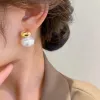 2023 New French Elegant Gold Color Bean Spliced Flat Pearl Earrings for Korean Fashion Jewelry Party