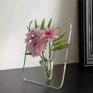Crystal Flow Built-In Tube Vase